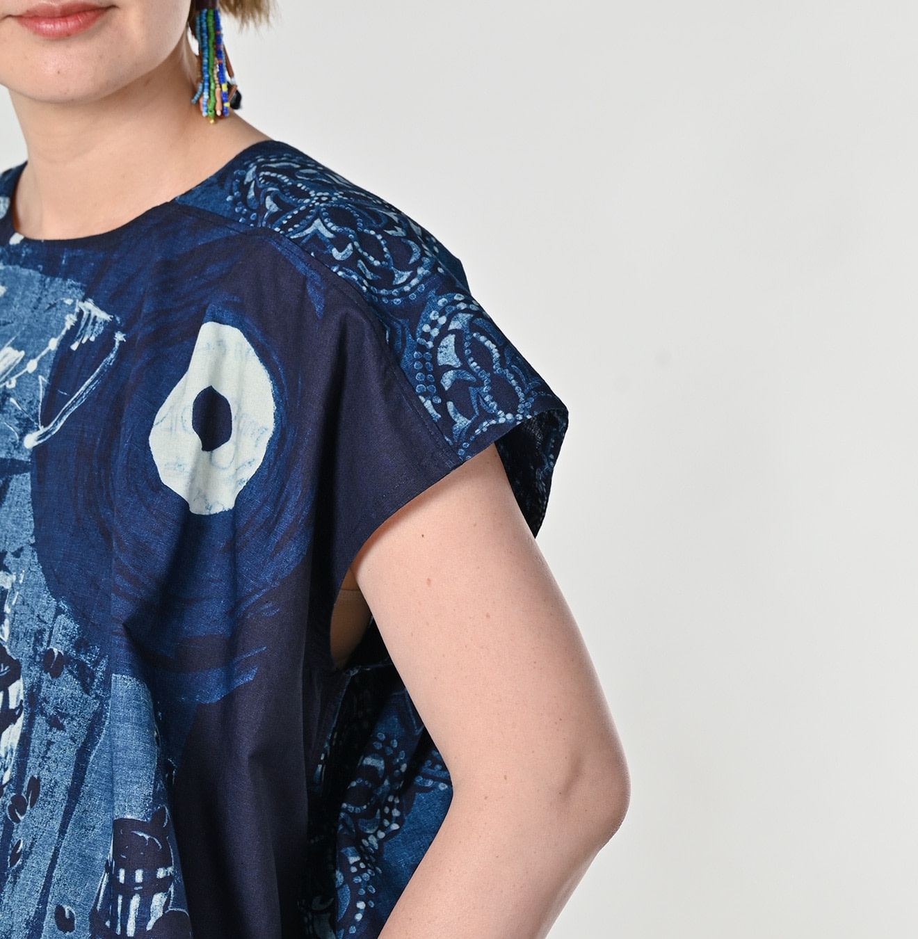 Indigo Picture Book Bandana M Camisole Detail