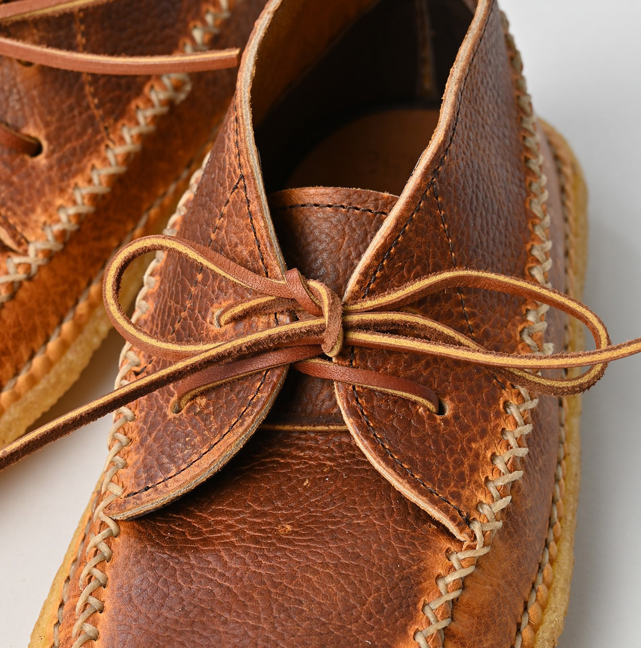 YUKETEN Hand Sewn Maine Guide Chukka Detail