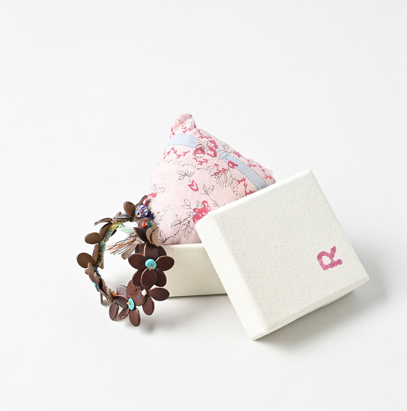 Layered Leather Flower Bracelet Dark Detail
