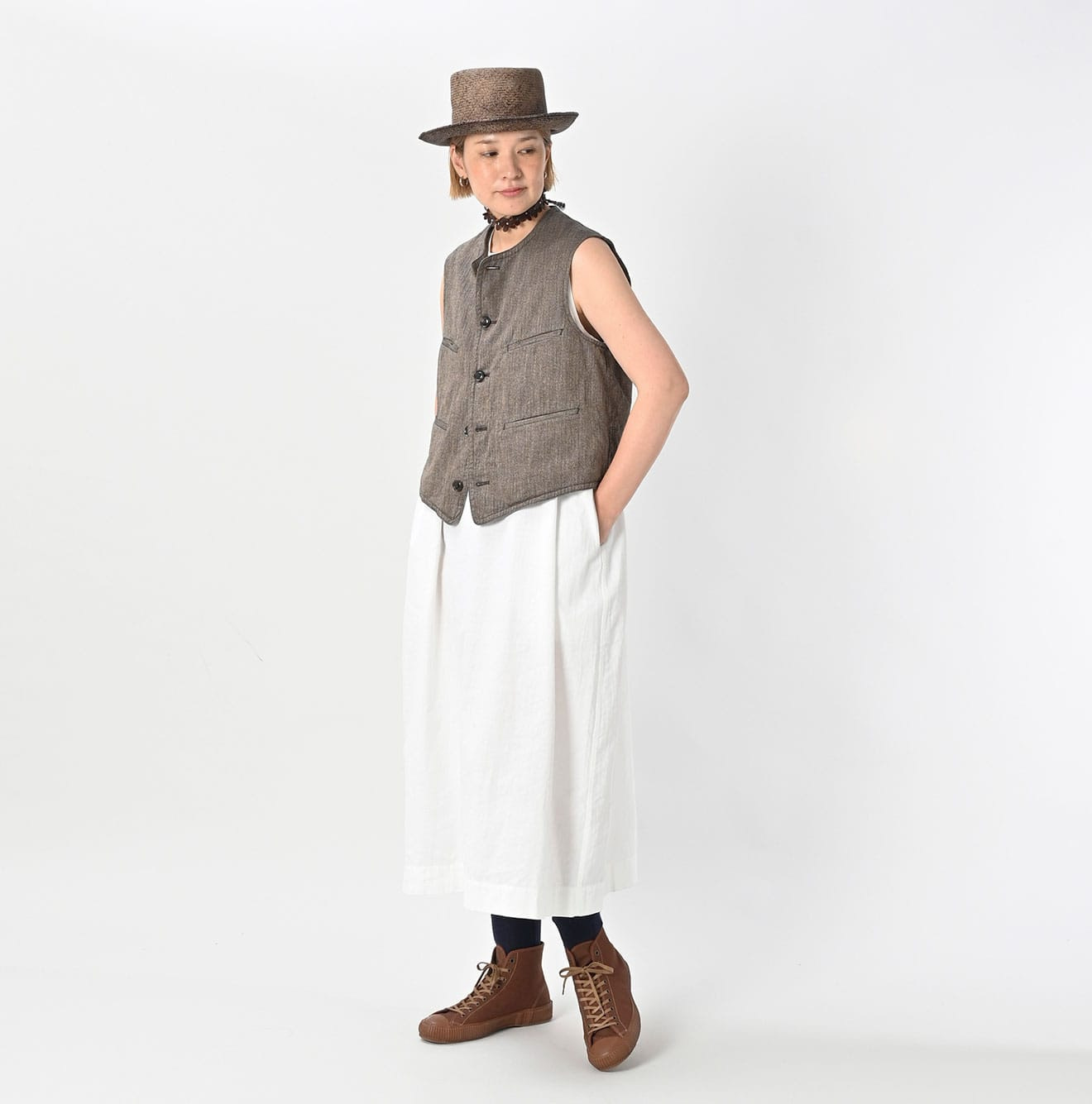 Indigo Mini Herringbone Cotton Tweed 908 Reversible Vest Female Model