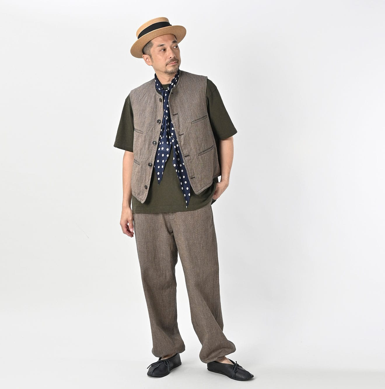 Indigo Mini Herringbone Cotton Tweed 908 Reversible Vest Male Model