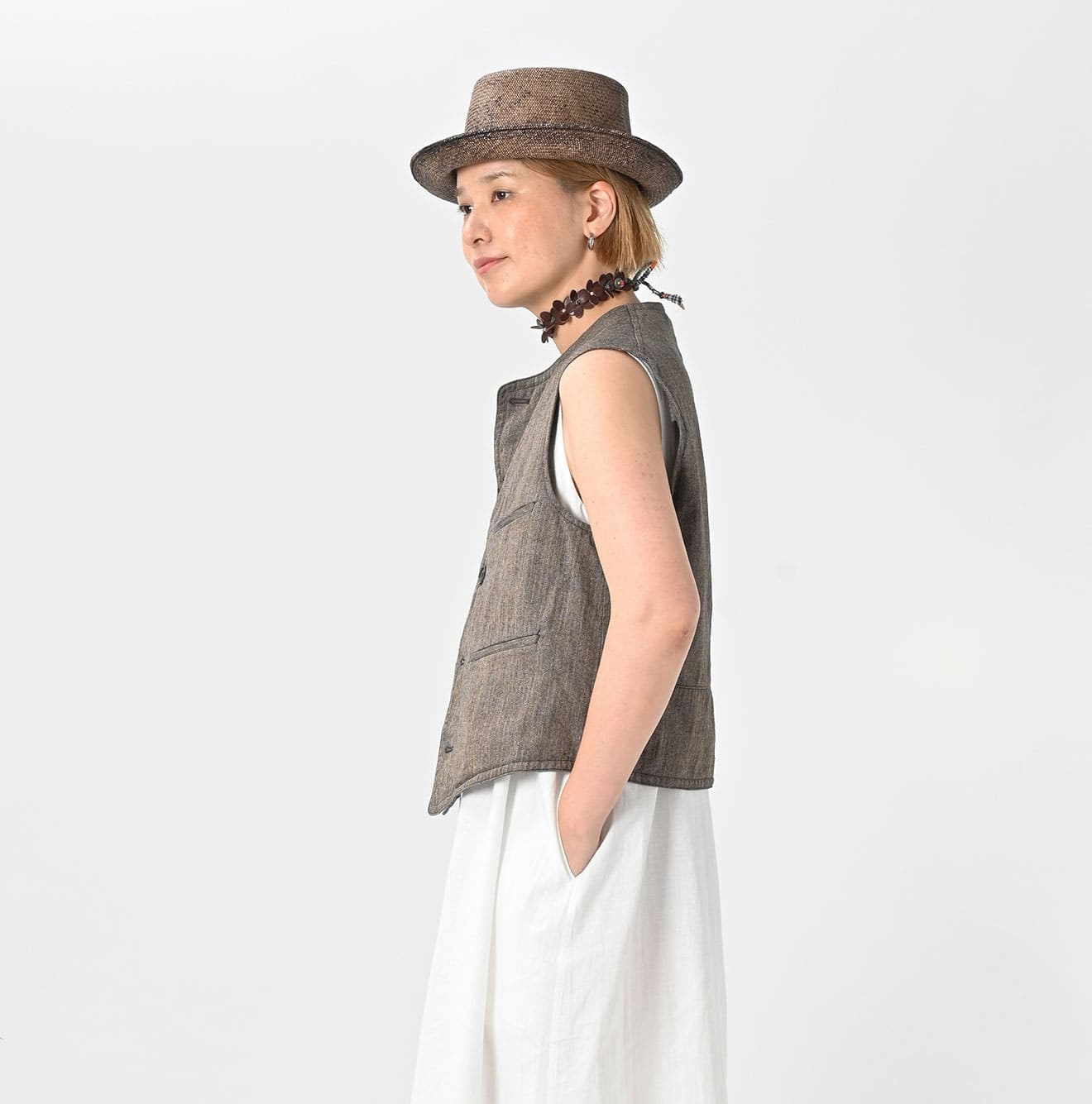 Indigo Mini Herringbone Cotton Tweed 908 Reversible Vest Female Model
