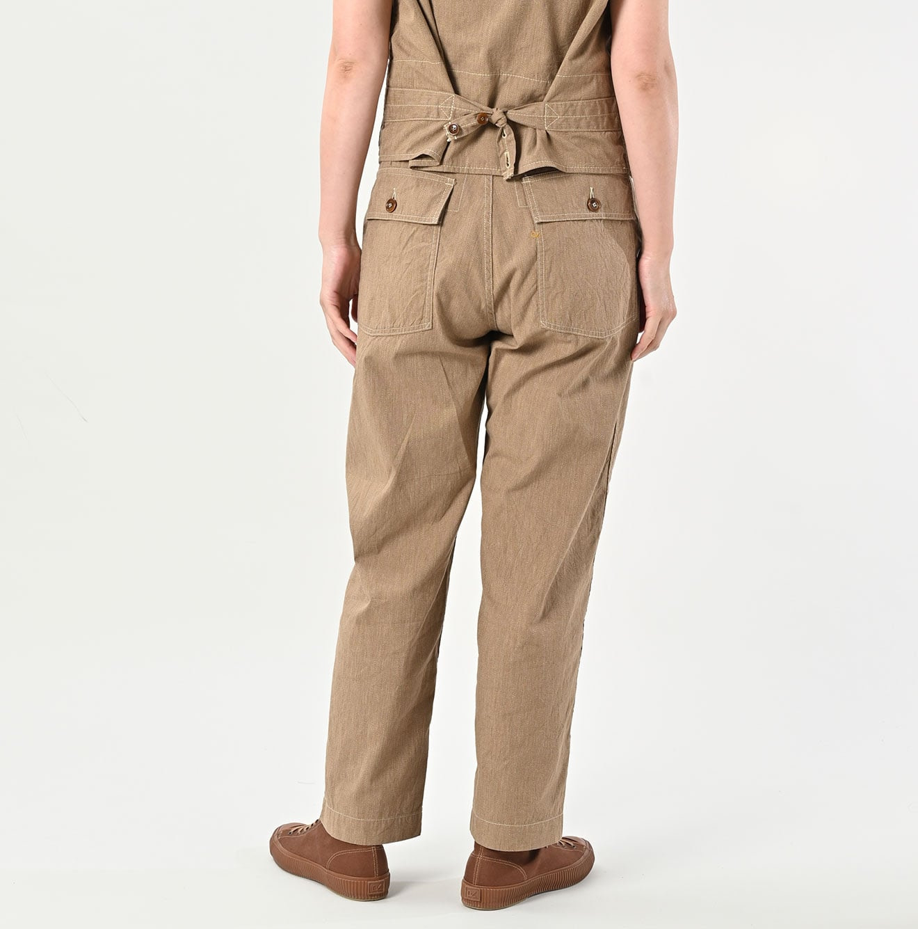 Yorimoku Hira 908 Baker Pants Female Model