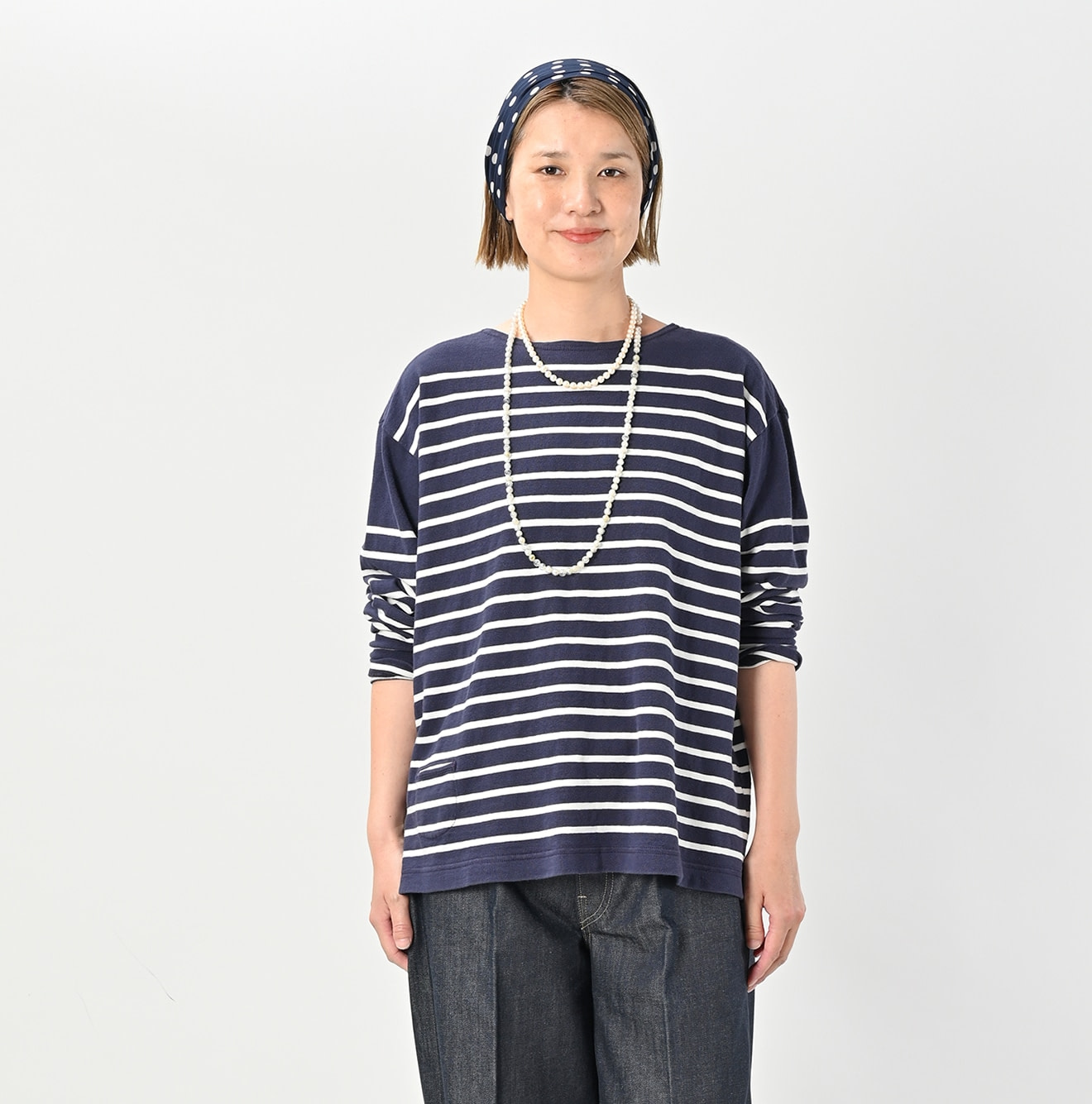 Basque 908 Shirt (Size 2) Female Model