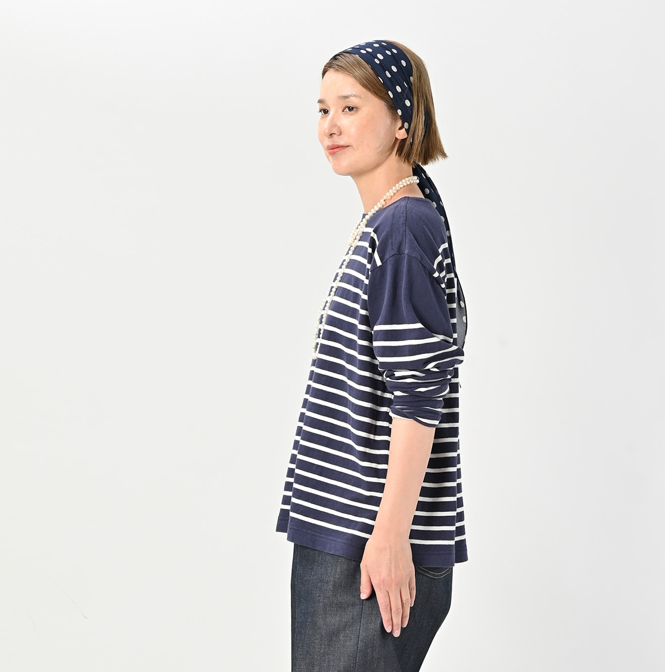 Basque 908 Shirt (Size 2) Female Model