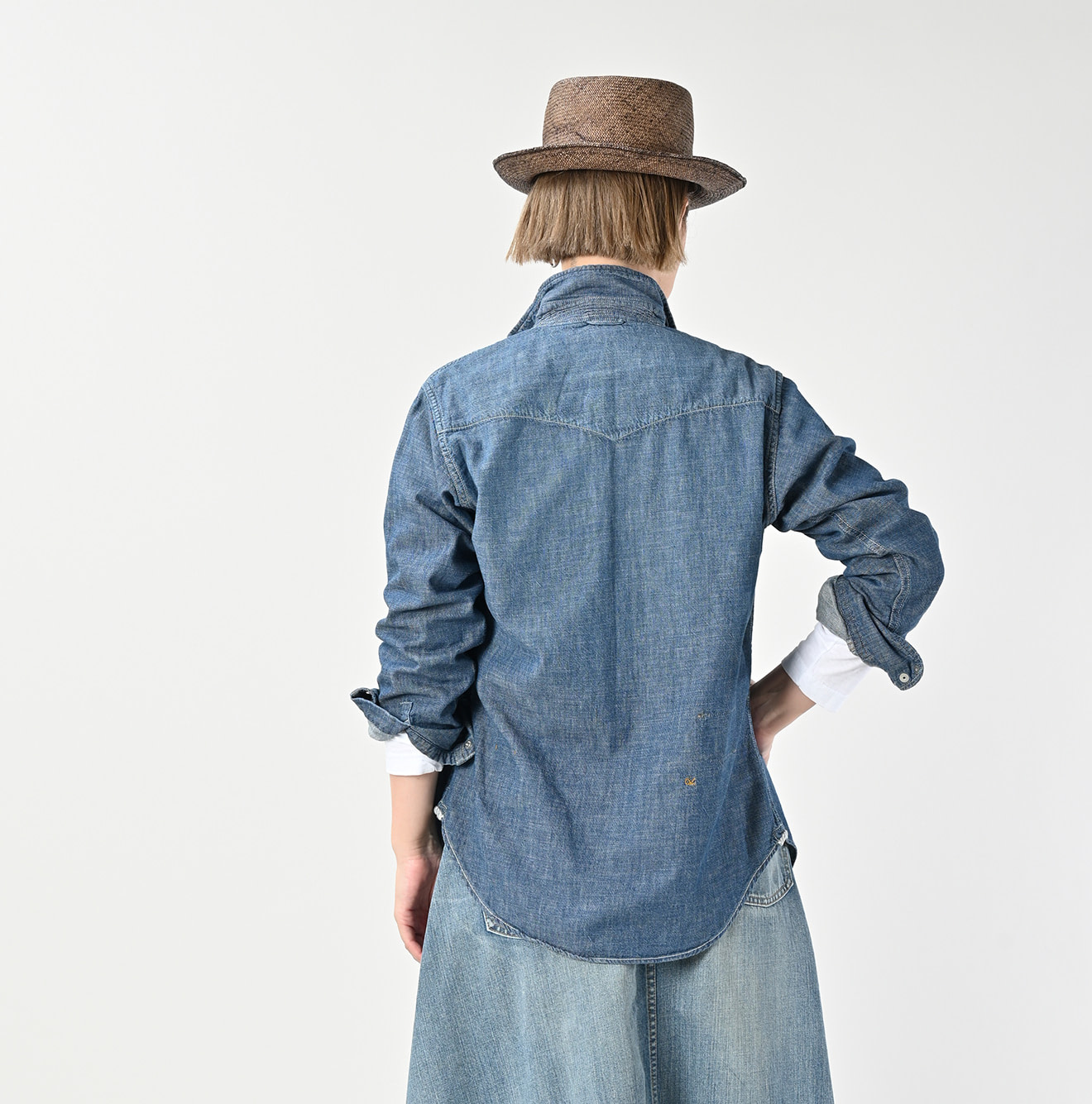 Ruri Dungaree Denim 908 Eastern Shirt Distressed Female Model