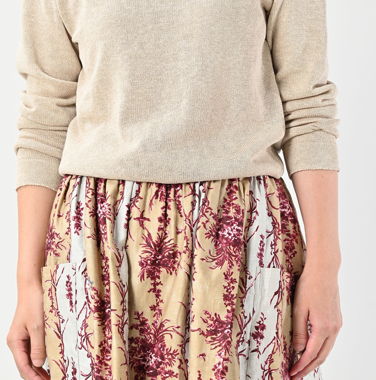 Chandelier Flower Print Puff Apron Skirt Detail