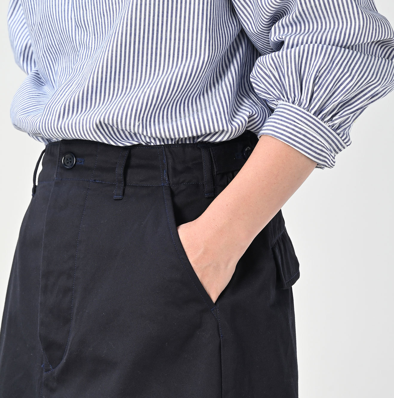 2-Ply Chino Chigo Skirt Detail