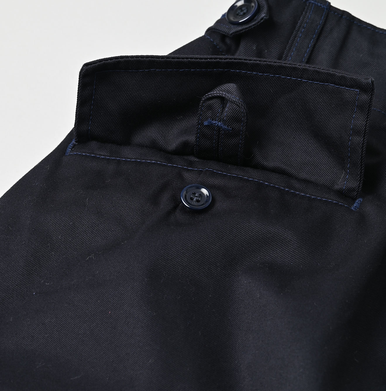 2-Ply Chino Chigo Skirt Detail