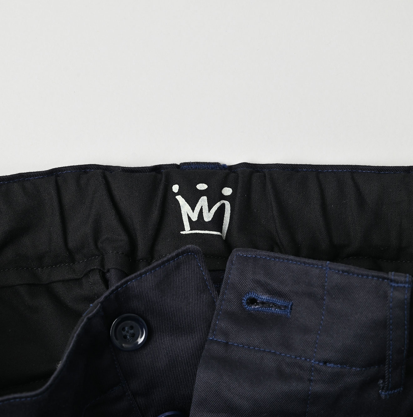 2-Ply Chino Chigo Skirt Detail