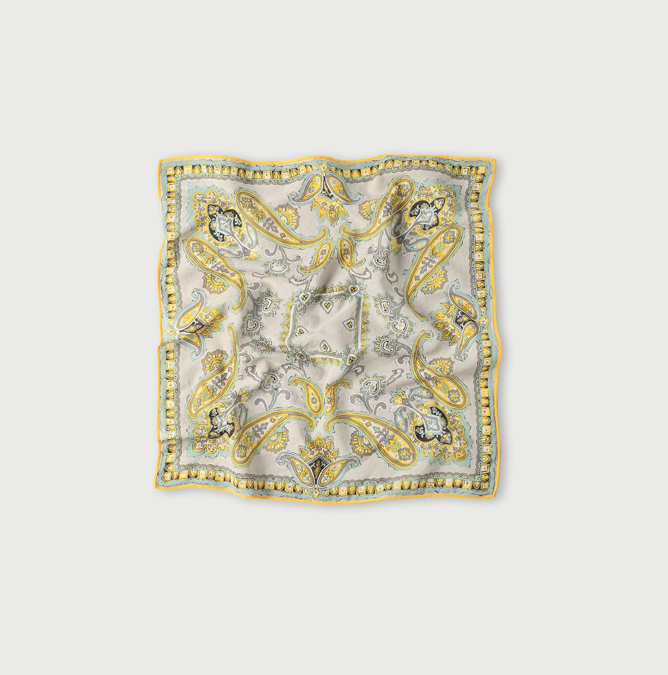 Gauze Paisley Sarasa Bandana Beige