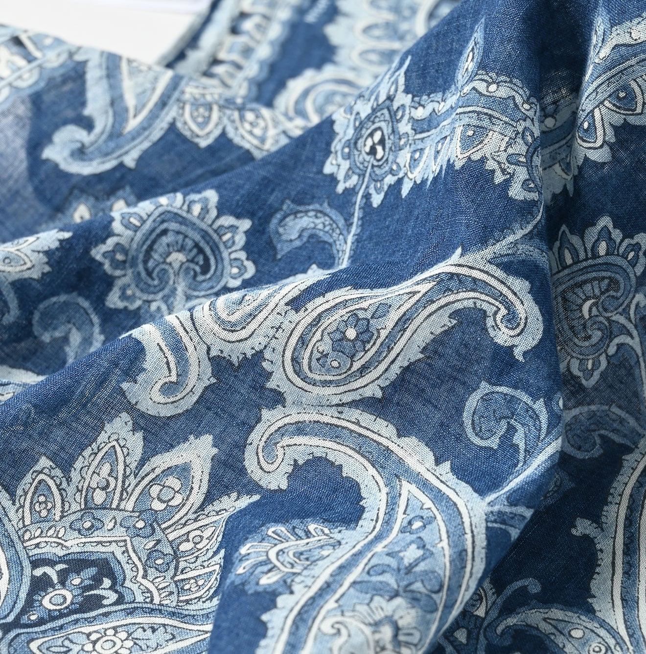 Indigo Gauze Paisley Sarasa Bandana Detail