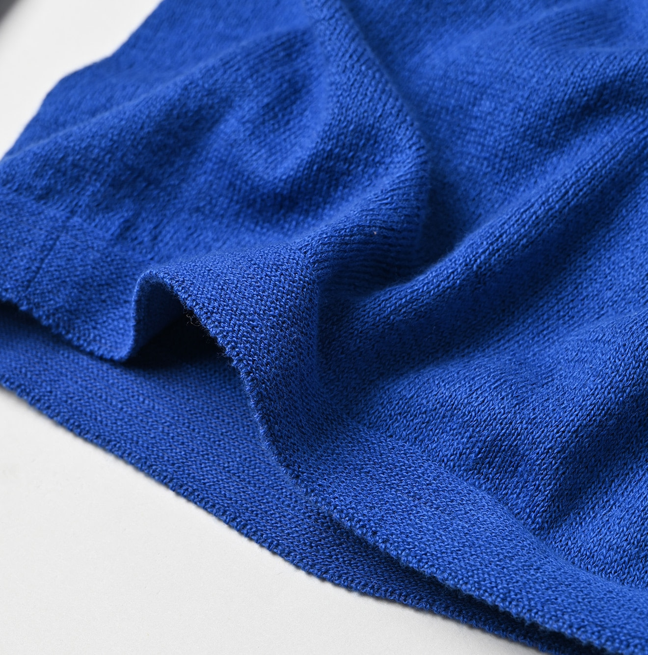 Whole Super Gauze 908 Turtle Neck Detail