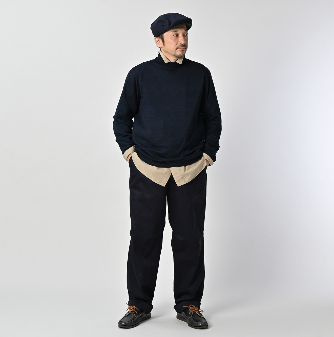 Indigo Whole Super Gauze 908 Turtle Neck Male Model