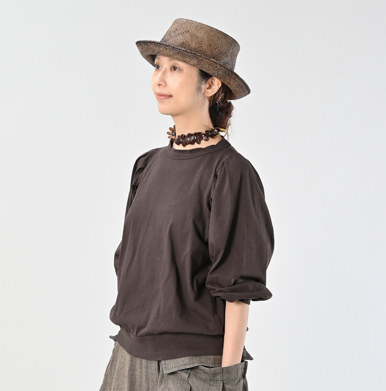 Zimbabwe Cotton Puff T-shirt Female Model