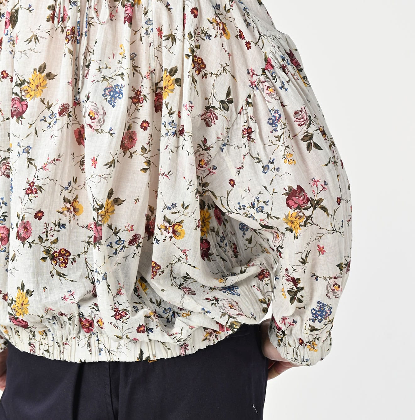 45 Gauze Antique Flower Print Shirring Blouse Detail