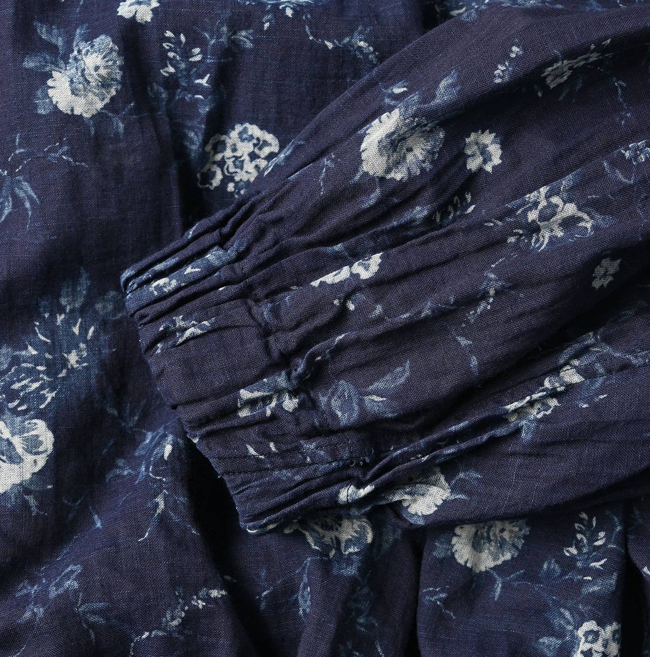 Indigo 45 Gauze Antique Flower Print Shirring Blouse Detail
