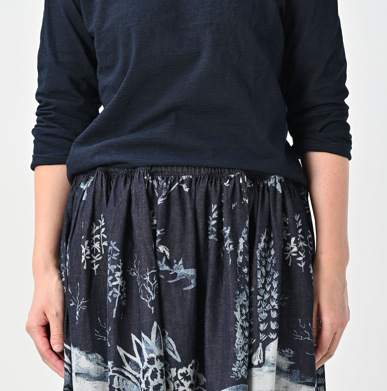 Indigo Wonderland Print Easy Gather Skirt Detail