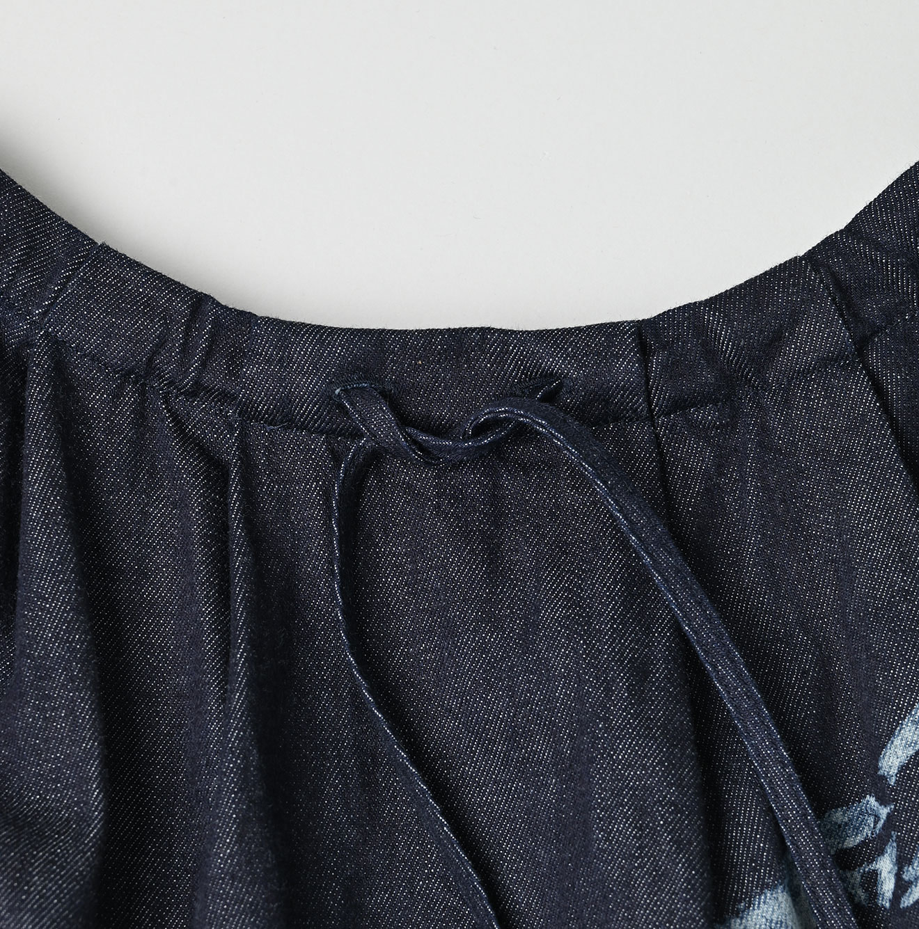 Indigo Wonderland Print Tuck Dress Detail