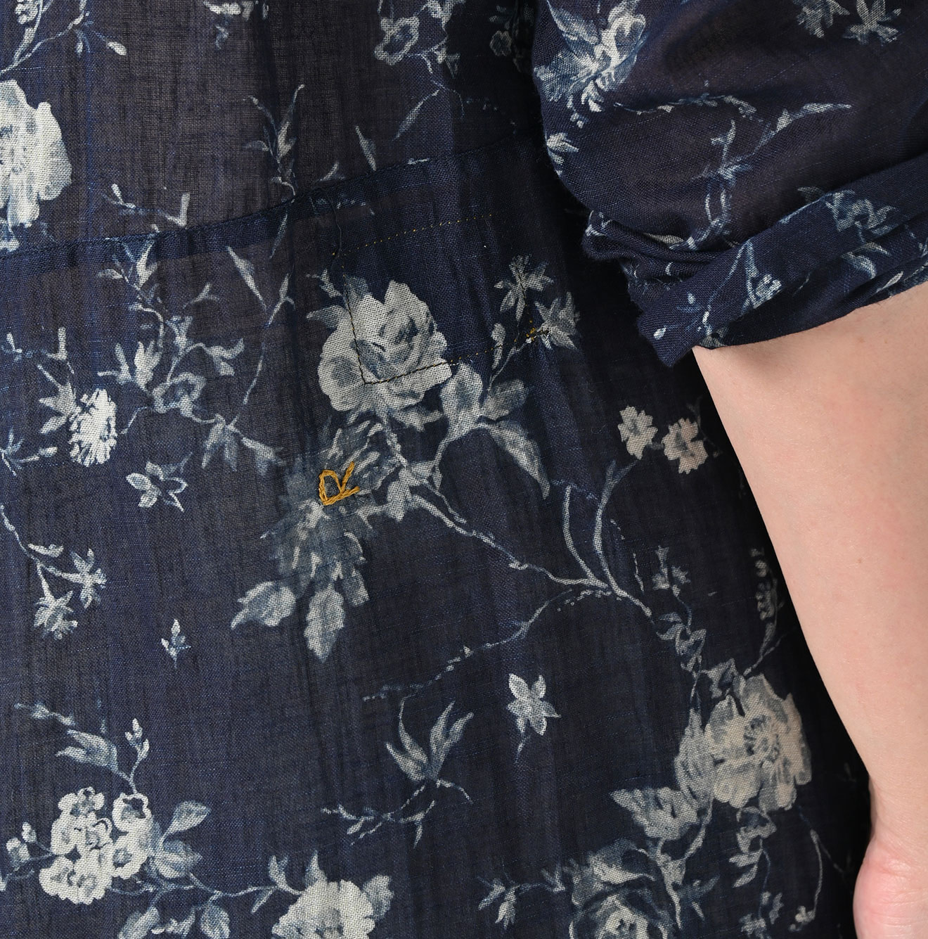 Indigo 45 Gauze Antique Flower Print Dress Detail