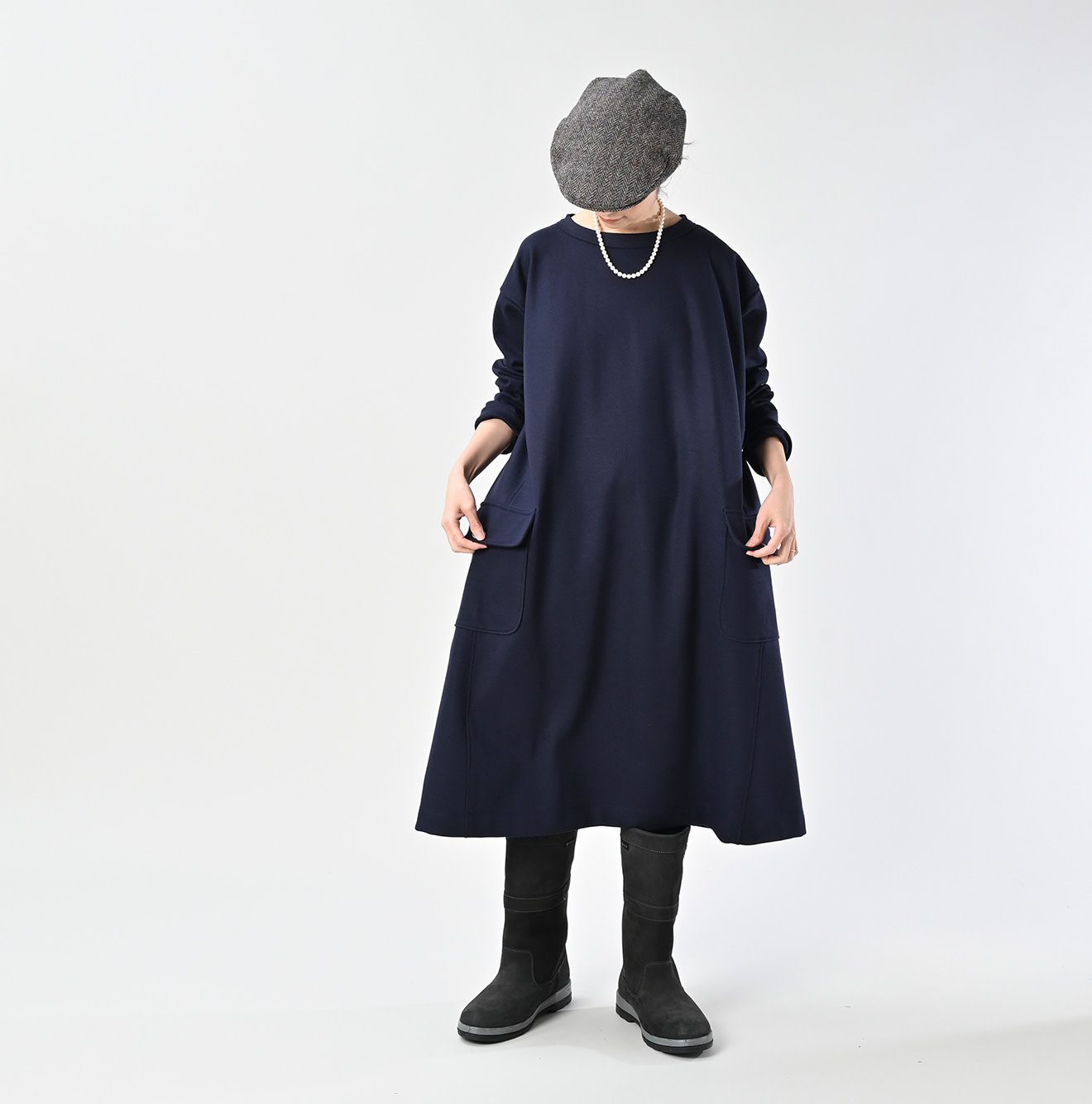 Jersey Flannel Dress Female Model