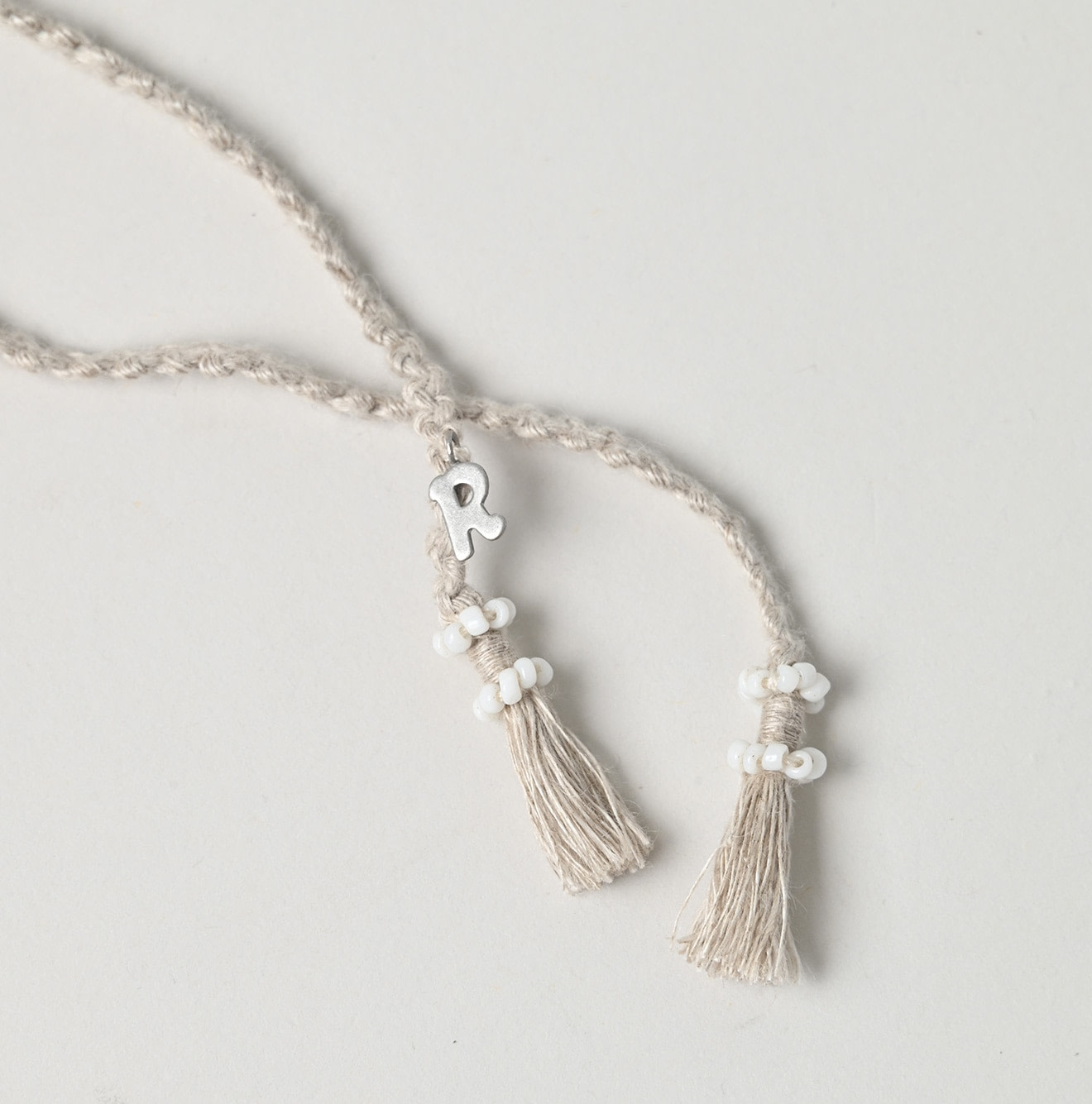 SUN Shell Flower Necklace Detail