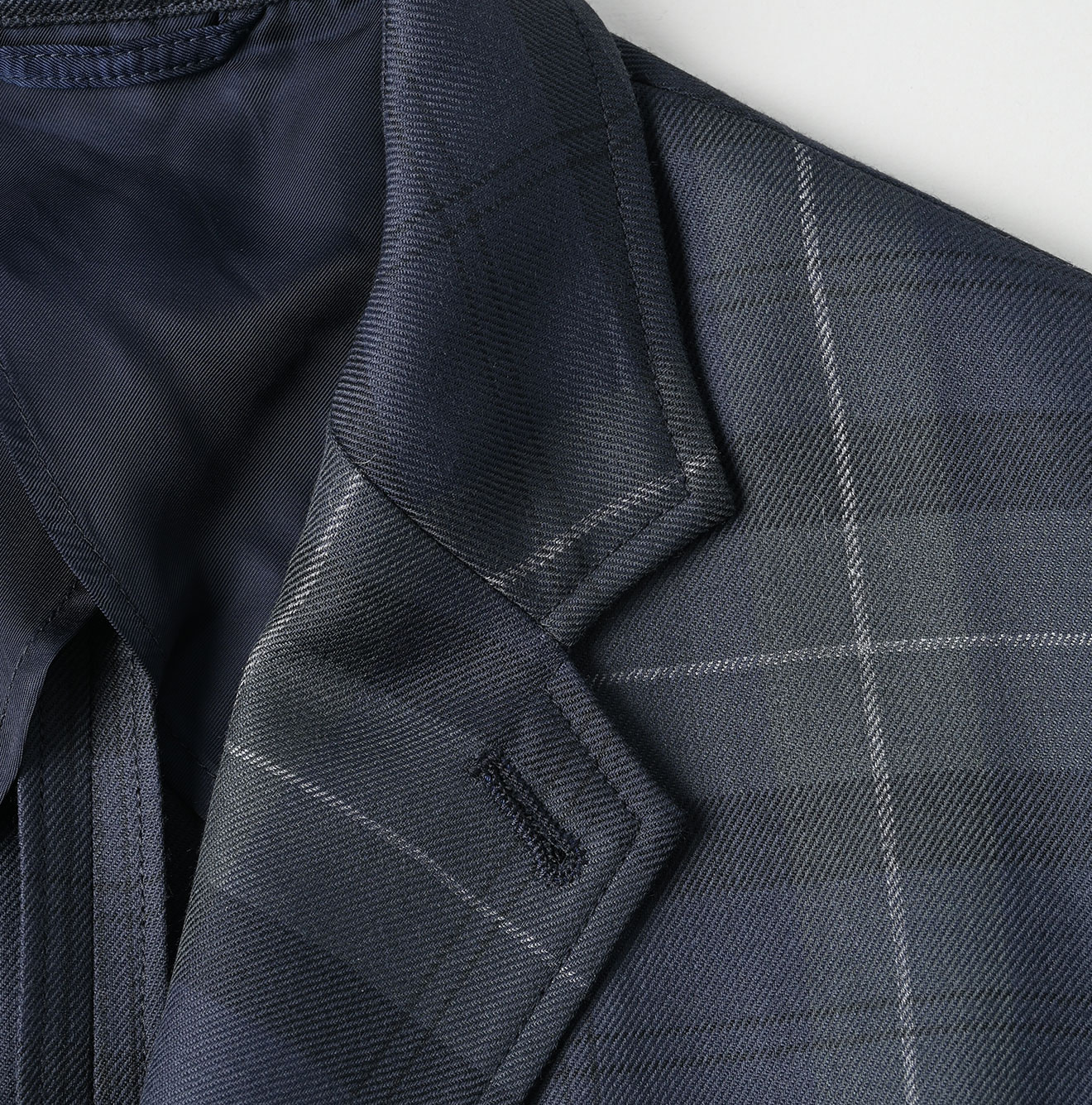 Wool Saxony 908 Miyuki Jacket Detail