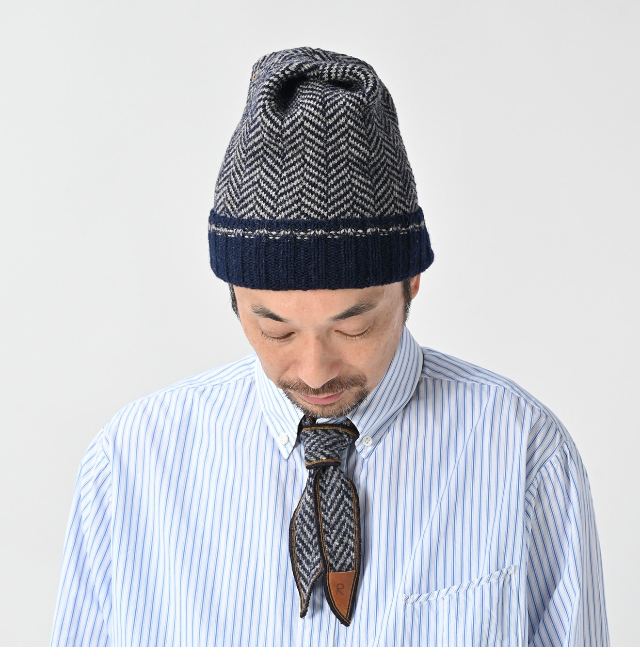 Shetland Tweed Knit Cap Male Model