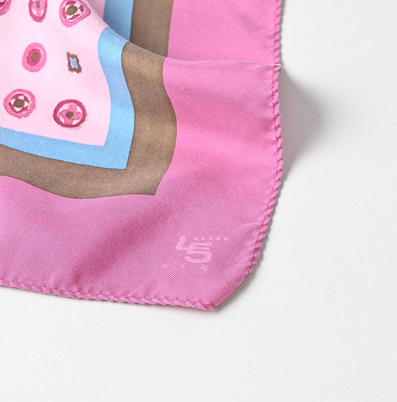 Silk Komon Bandana Detail