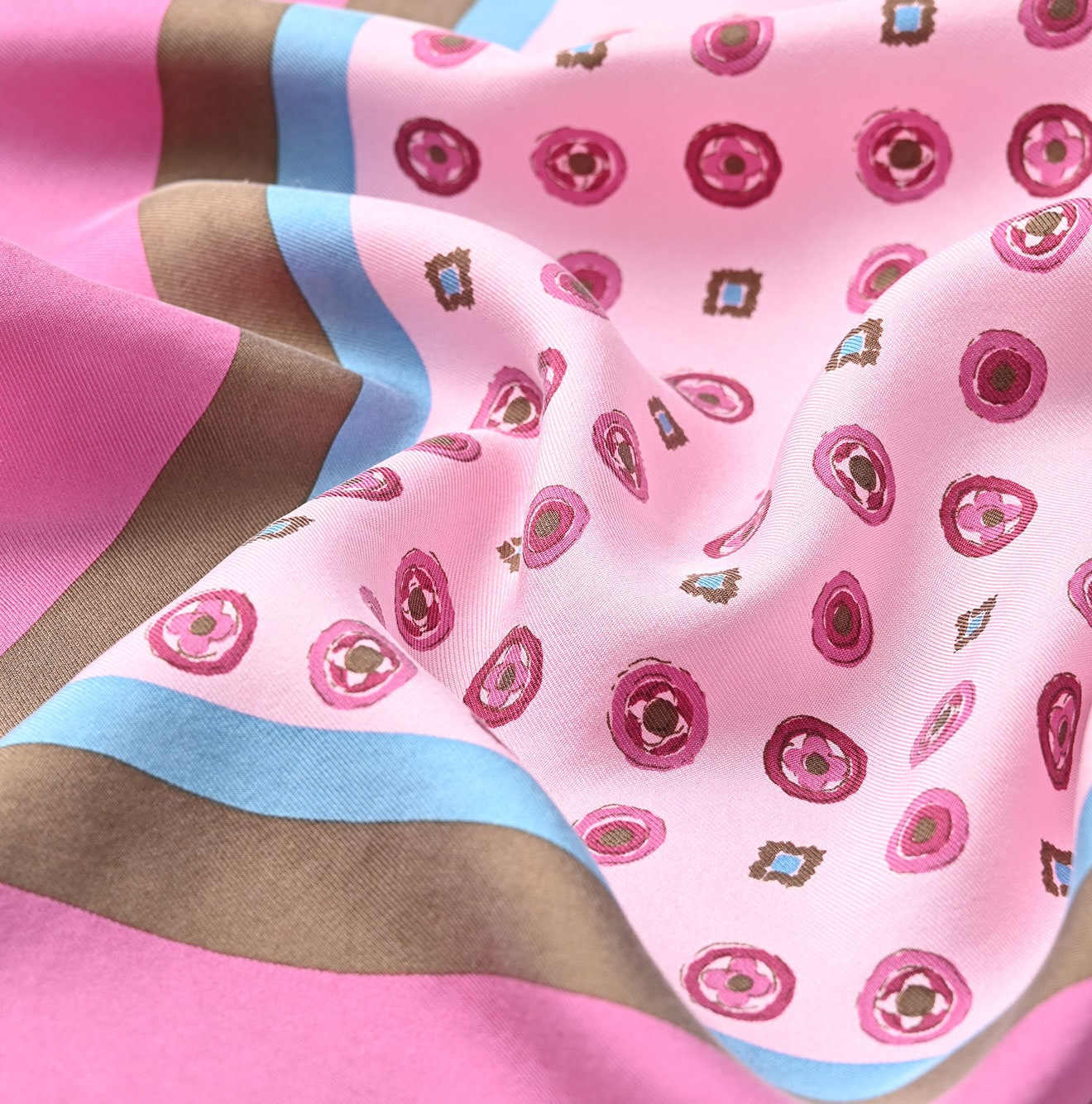 Silk Komon Bandana Detail