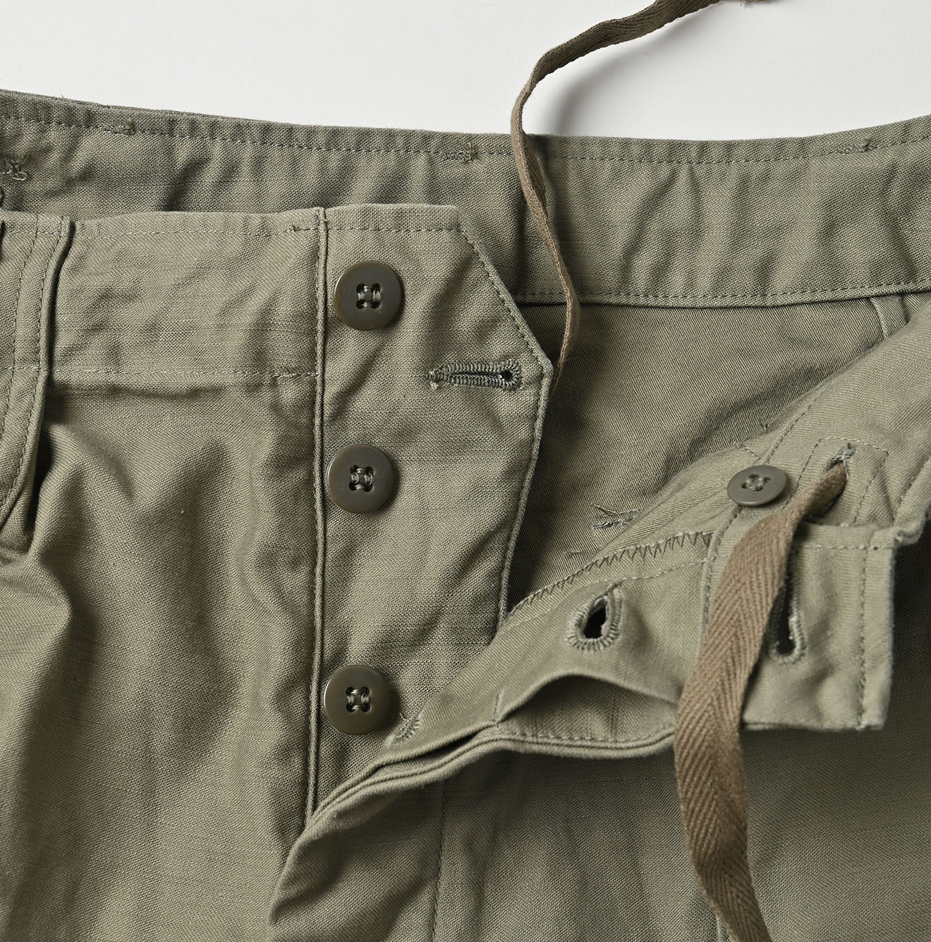 Back Satin 908 Wide Baker Pants Detail