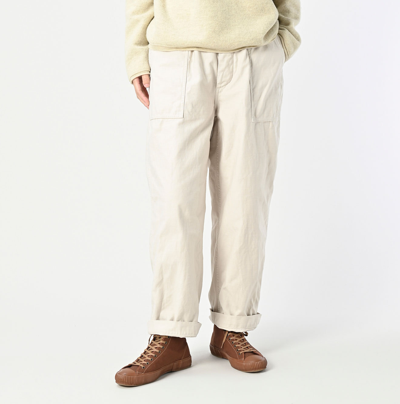 Back Satin 908 Wide Baker Pants Female Model