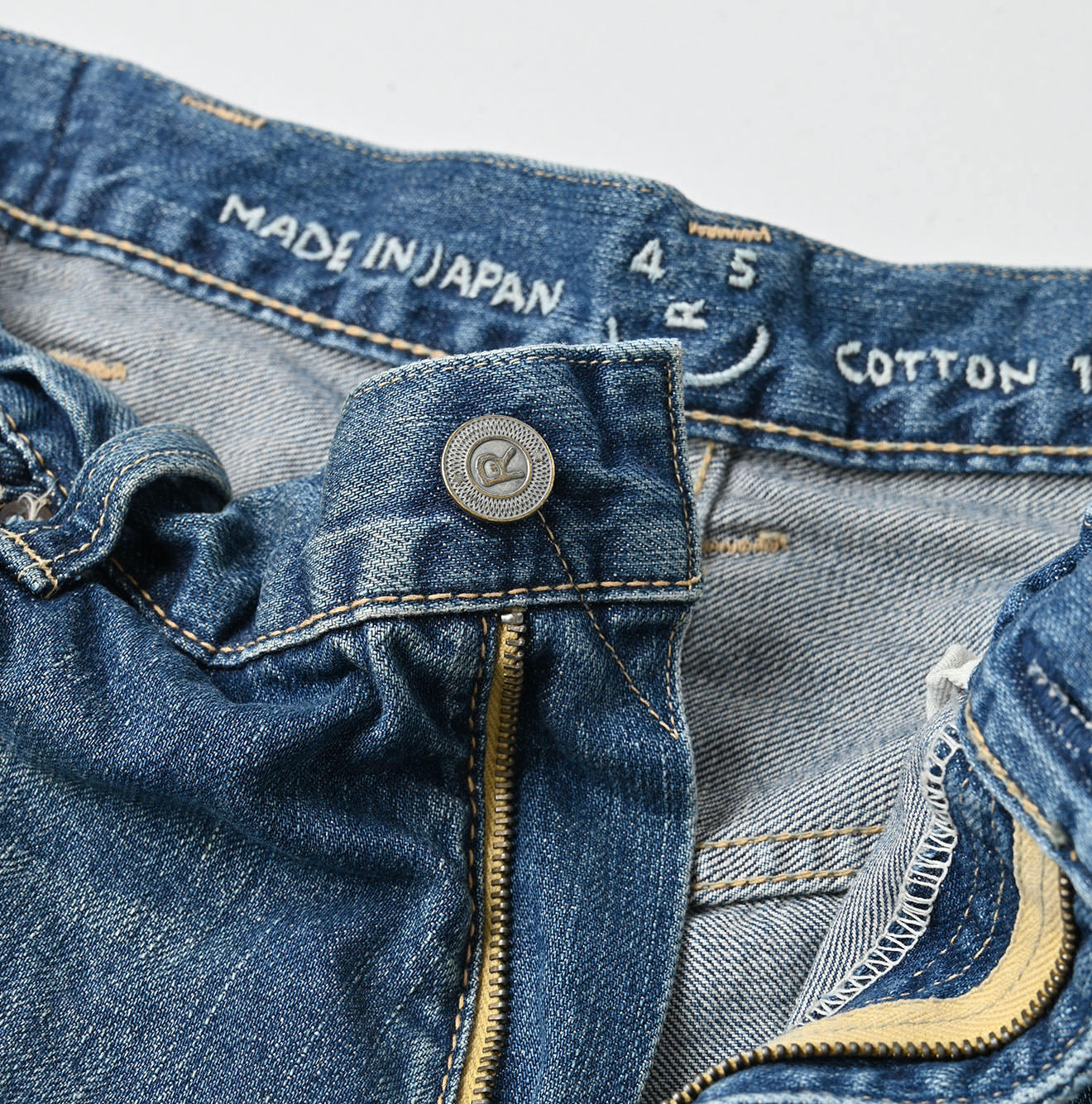 Futatabi Rye Mugi Denim Crosby 5 Heavy A-Wash Detail