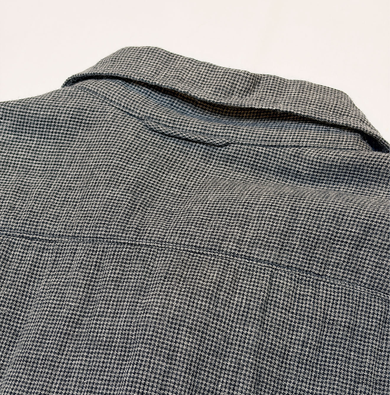 FuwaFuwa Double Woven 908 Loafer Shirt Detail