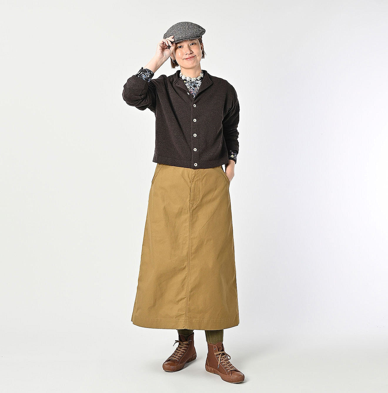 Cashmere Cardigan Female Model