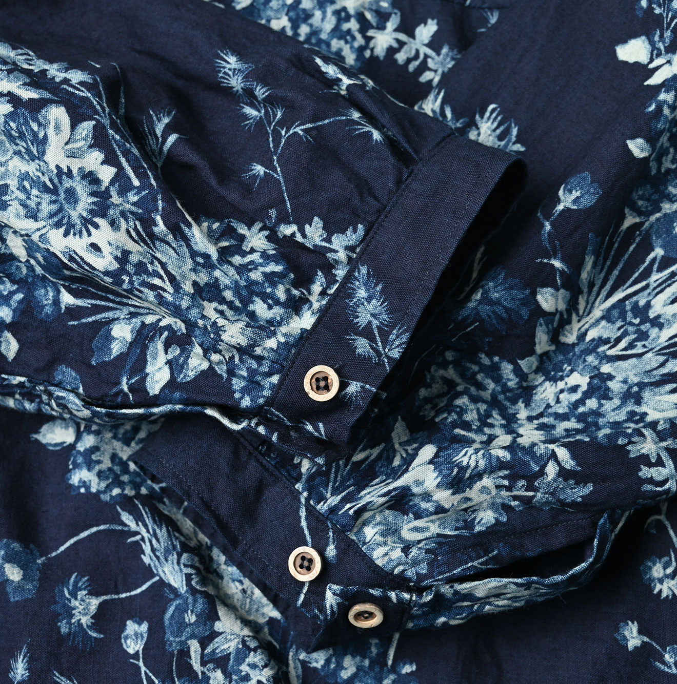 Indigo Indian Khadi Bouquet Stripe Print Puff Bridge Detail