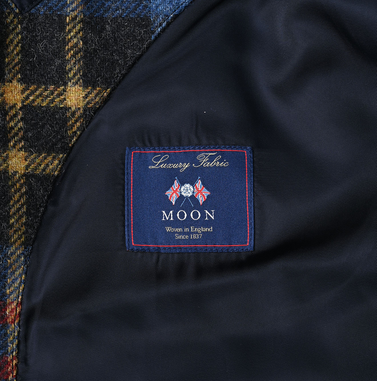 Wool Tartan 908 Miyuki Jacket Detail