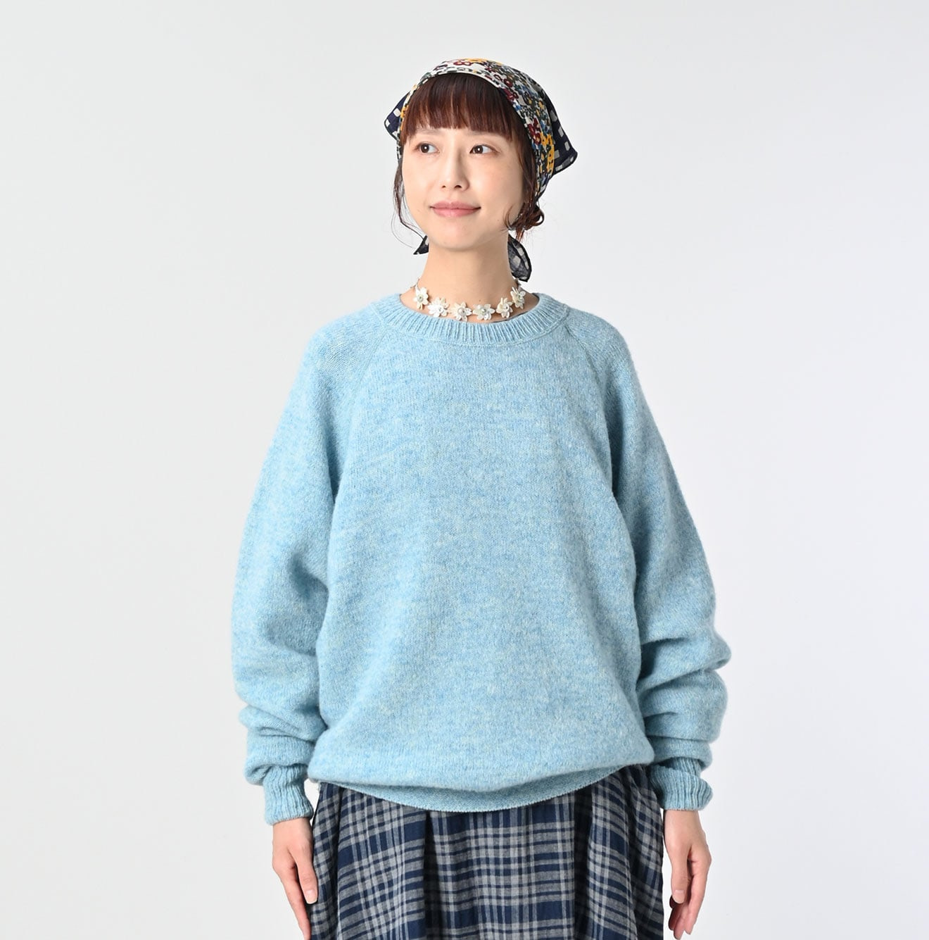 Shetland Boiled Wool 908 Sweater Female Model