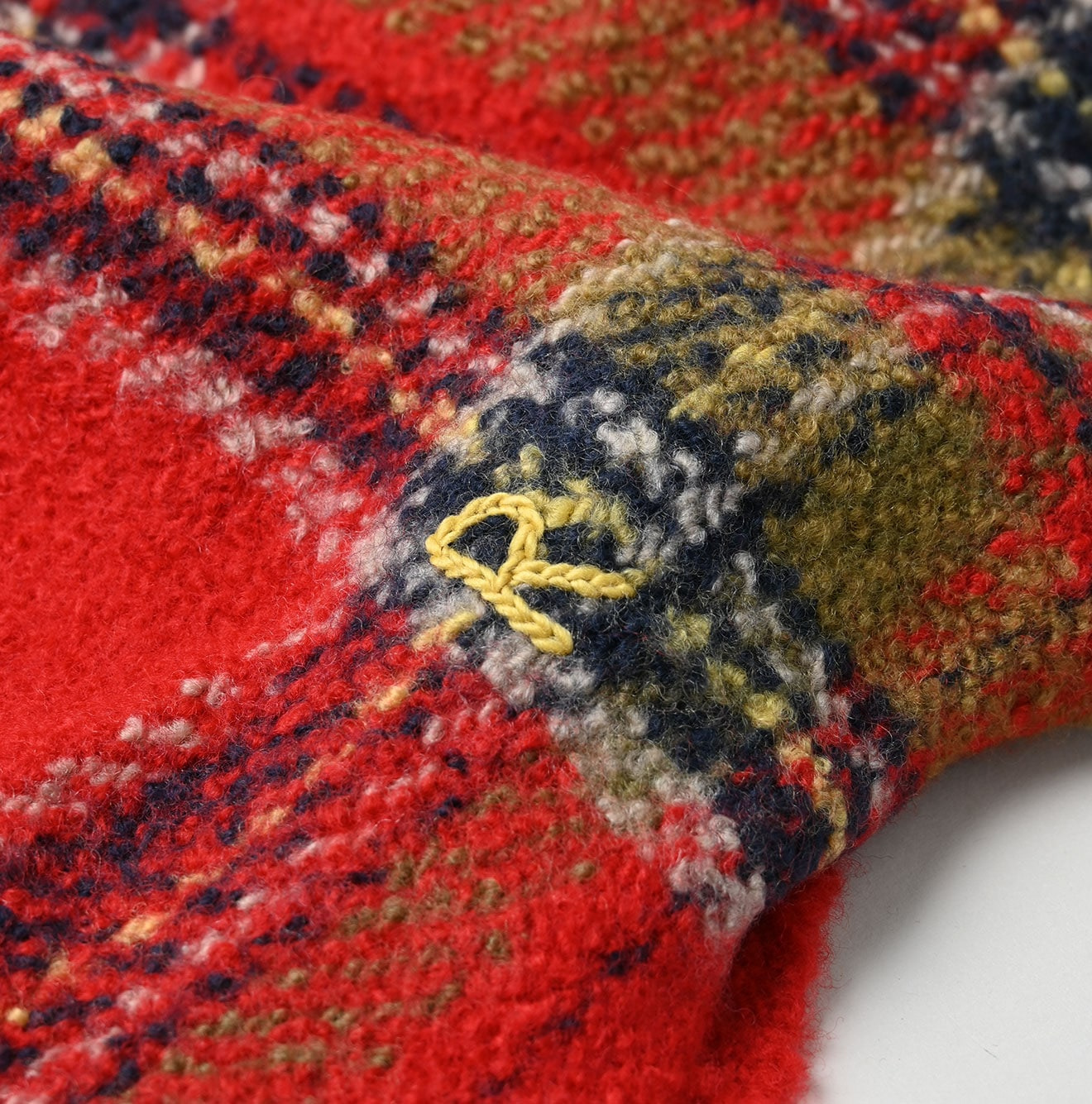 Indian Merino Cashmere Check Muffler Detail