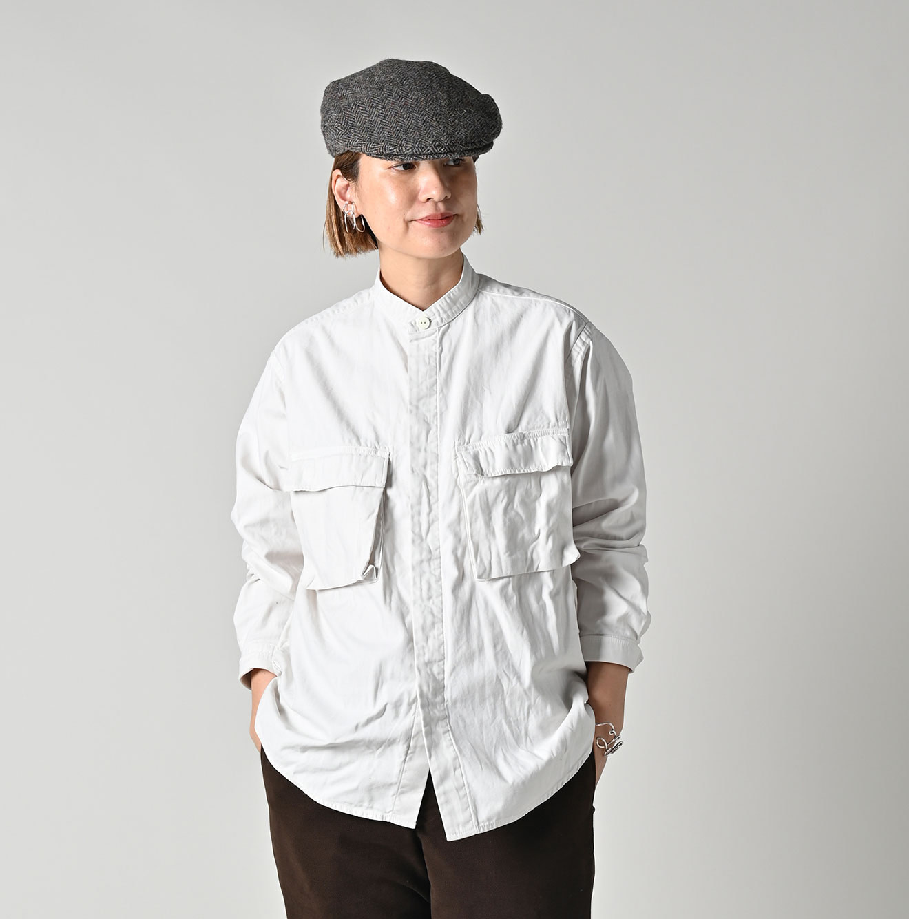Thin Back Satin 908 Nîmes Shirt Female Model