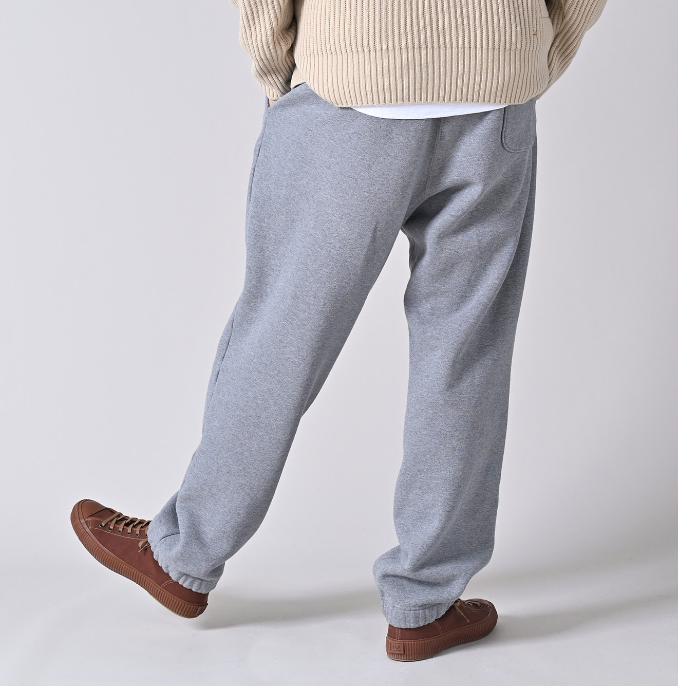Top Heritage Urake 908 Sweatpants Male Model