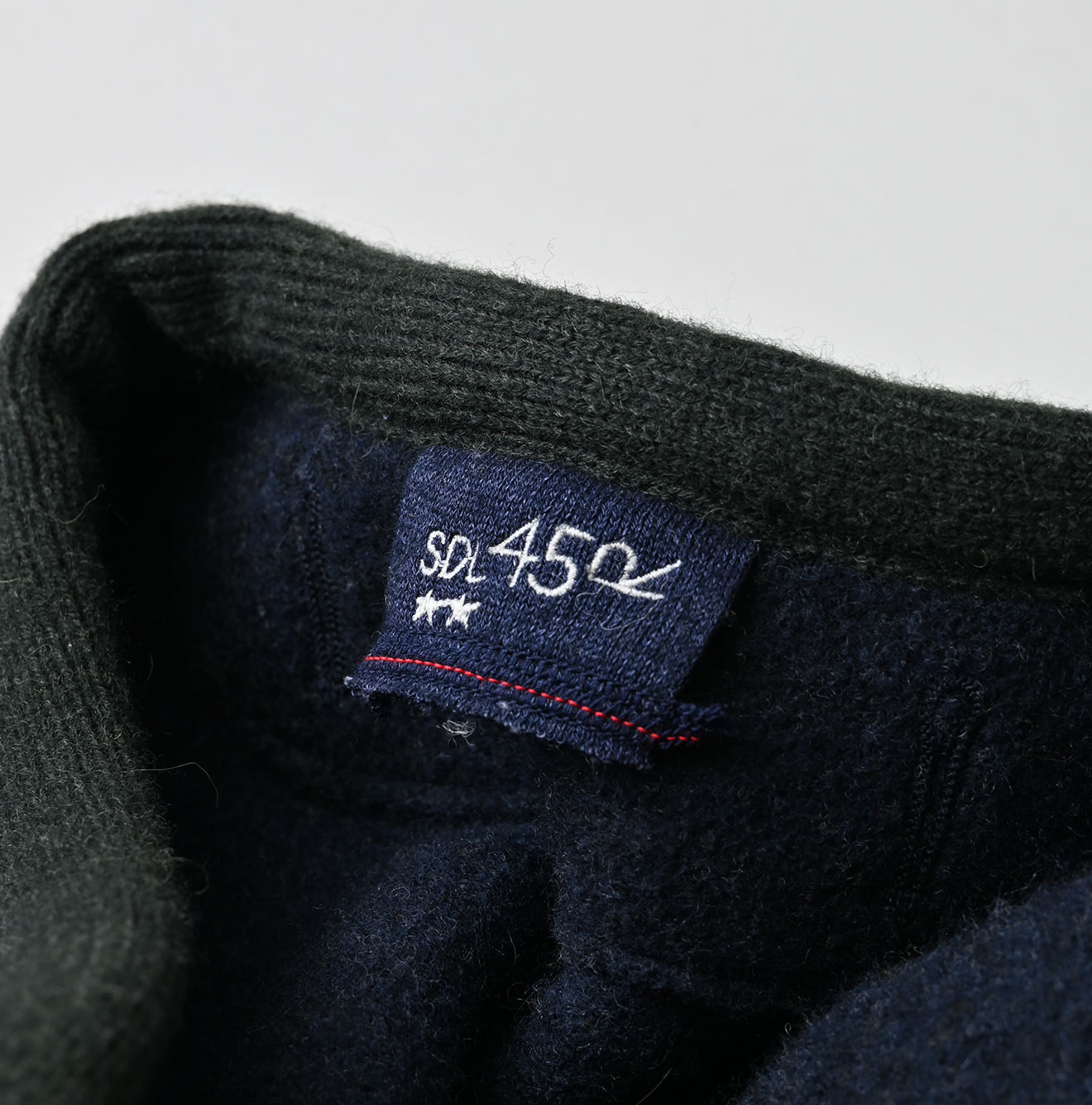 Crazy Boiled Wool Knit Tyrolean Cardigan Detail