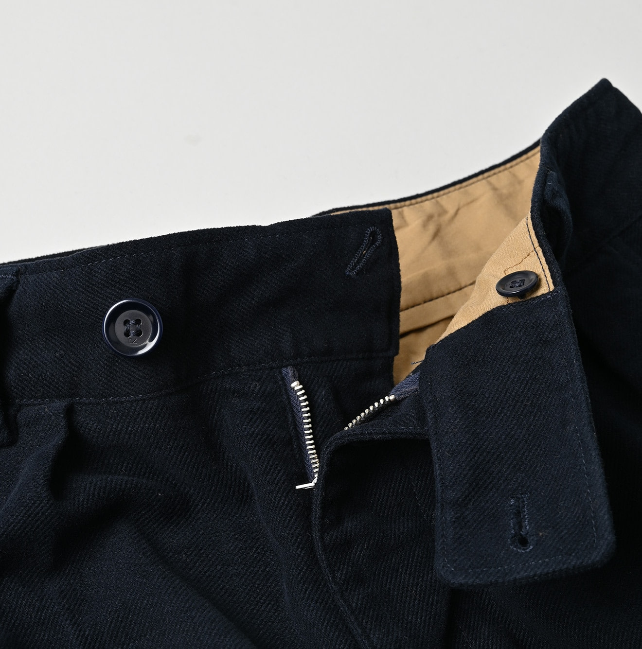 Mole Serge Stretch Charlotte Baggy Detail