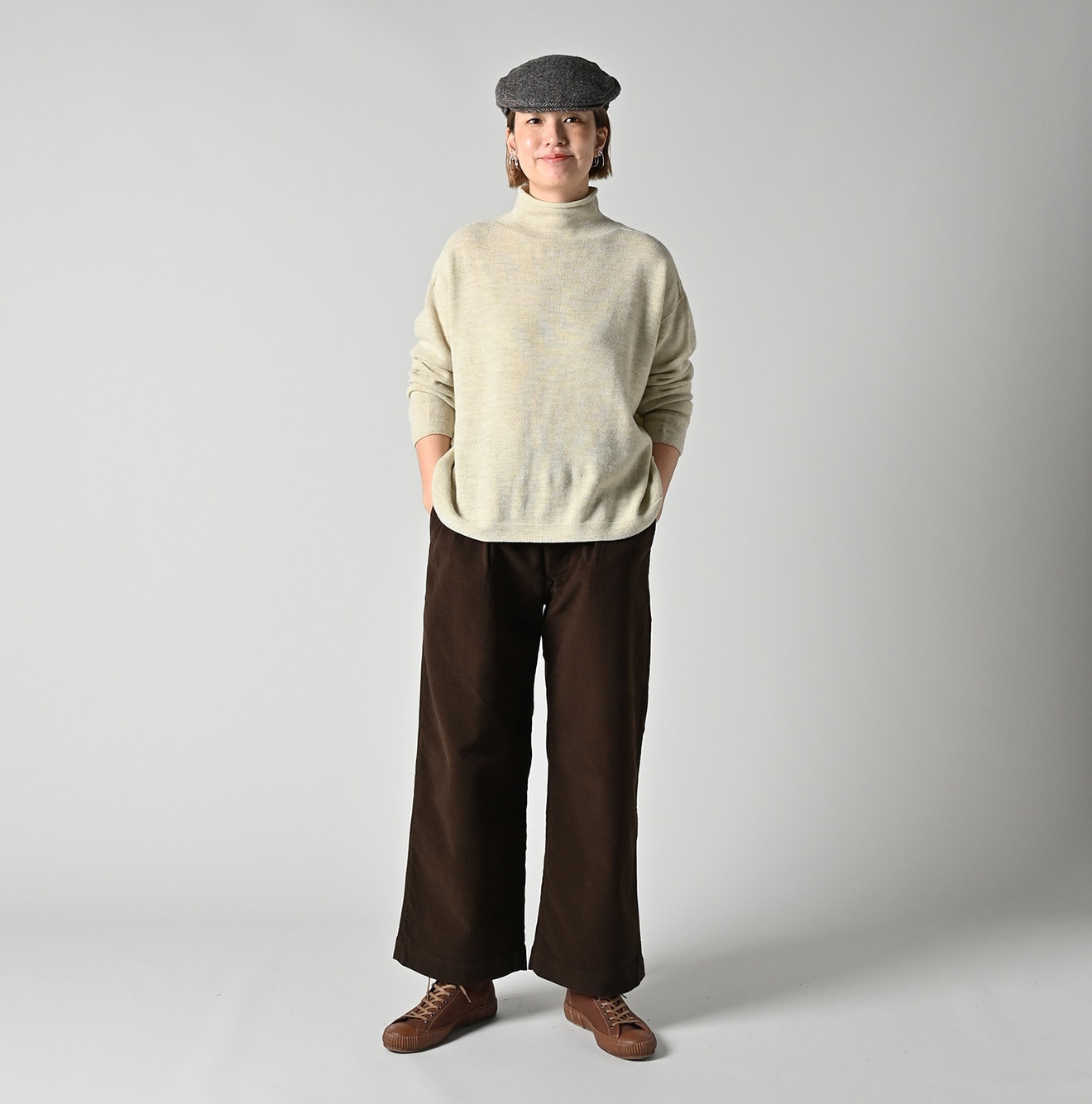 Mole Serge Stretch Charlotte Baggy Female Model