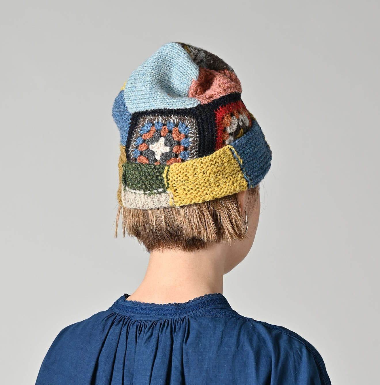 Tamatebako Patchwork Knit Cap Female Model