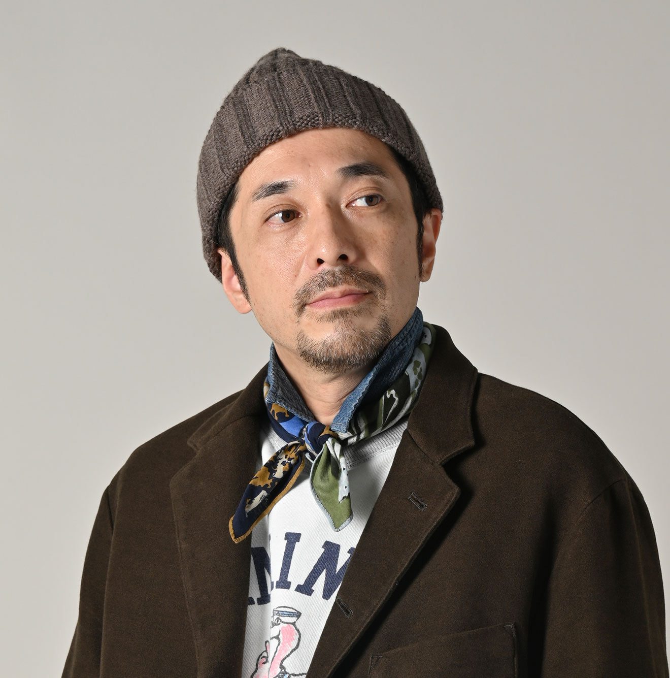 Tenjiku Wonderland Print Bandana Male Model