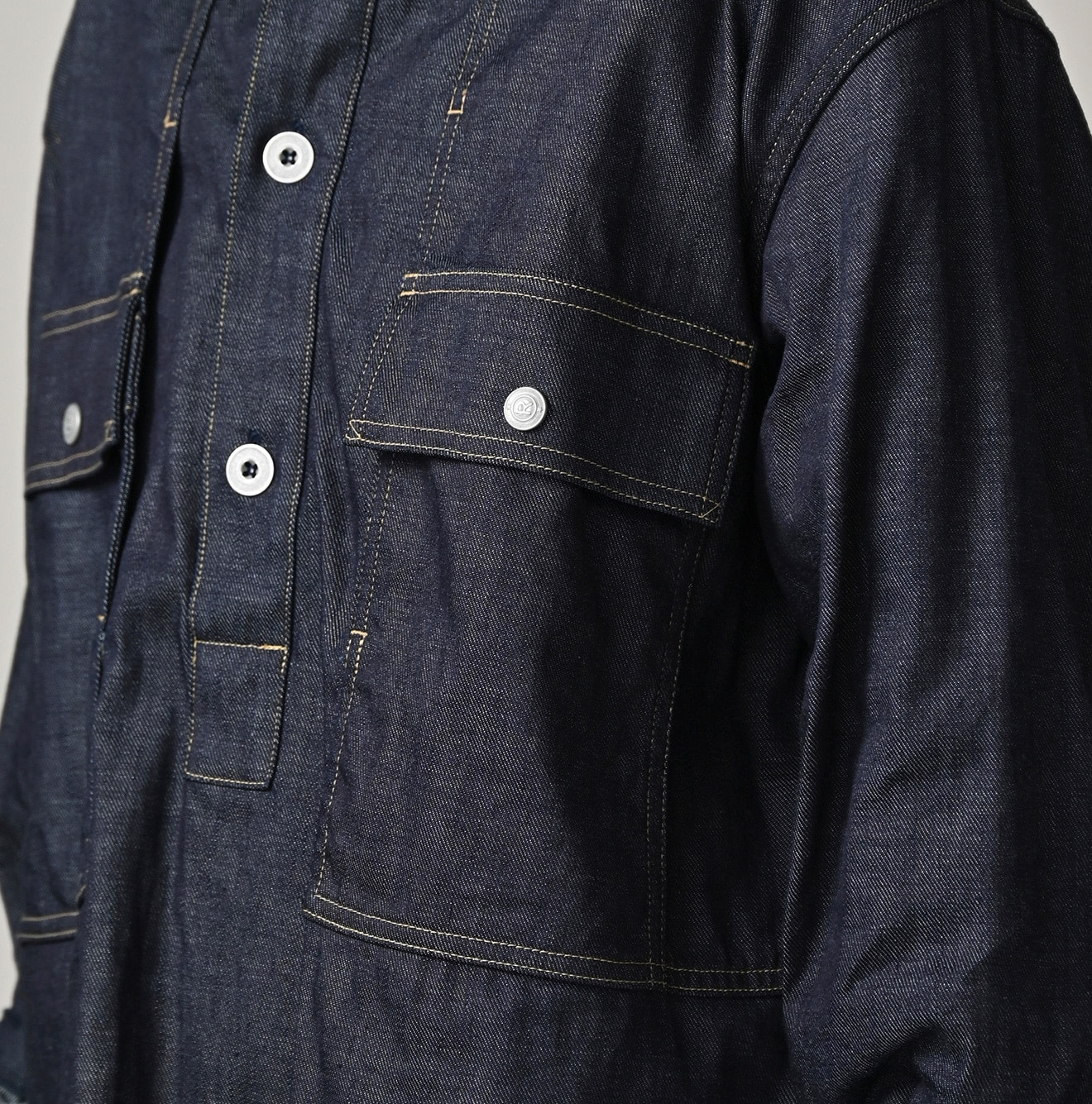 45 Petit Denim Bush Shirt Detail