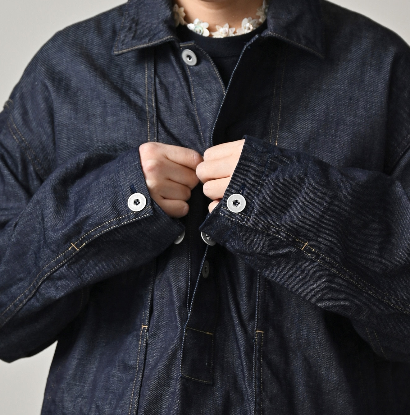 45 Petit Denim Bush Shirt Detail
