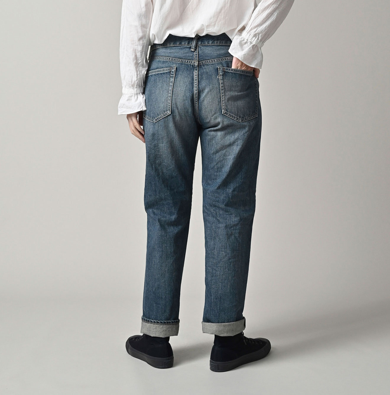 Rye Mugi Denim Crosby 89 Zyu Female Model