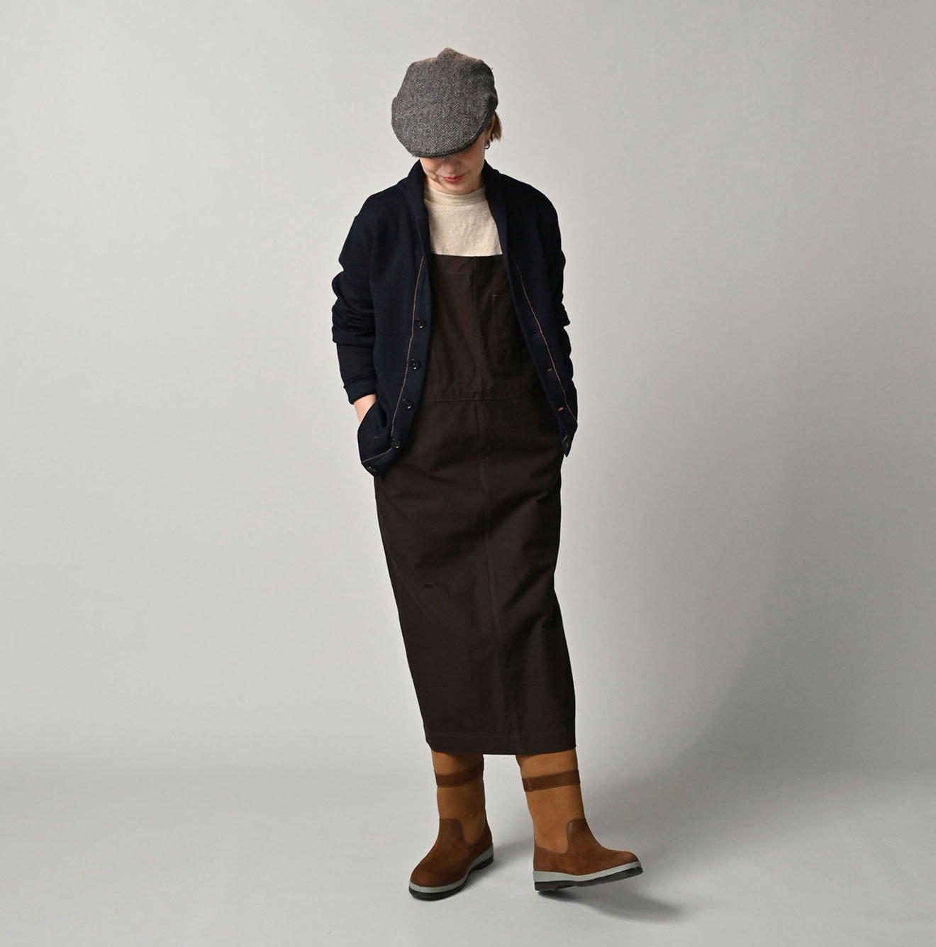 Indigo Smooth 908 Shawl Cardigan Female Model